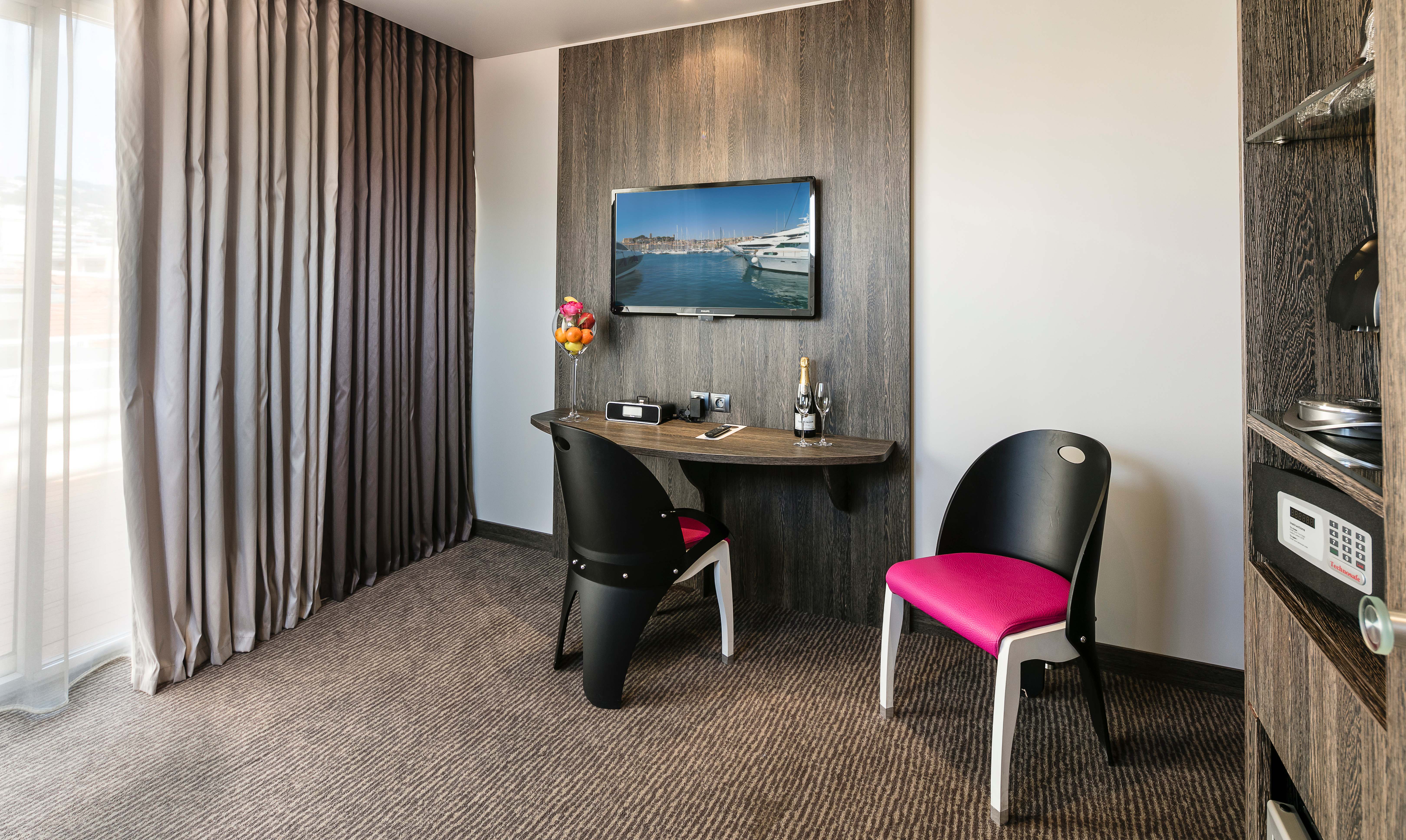 Chambre Exécutive Famille - Hôtel Le Patio des Artistes Cannes