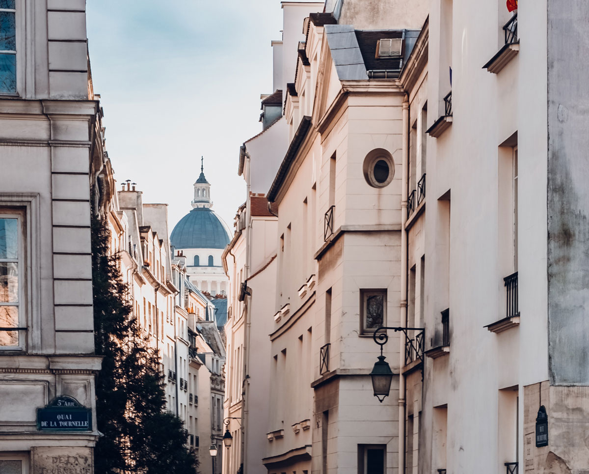Hotel Monte Cristo Paris - A summer in Paris