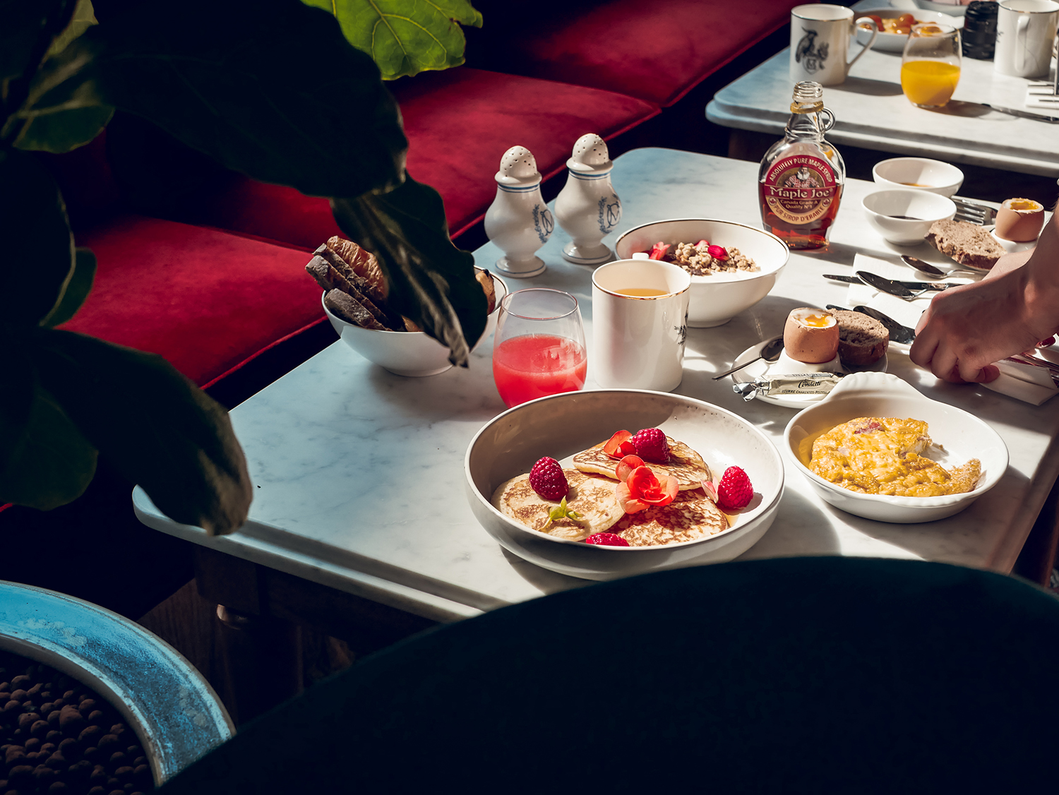 Hotel Monte Cristo Paris - Embark on a brunch at the Hotel Monte Cristo