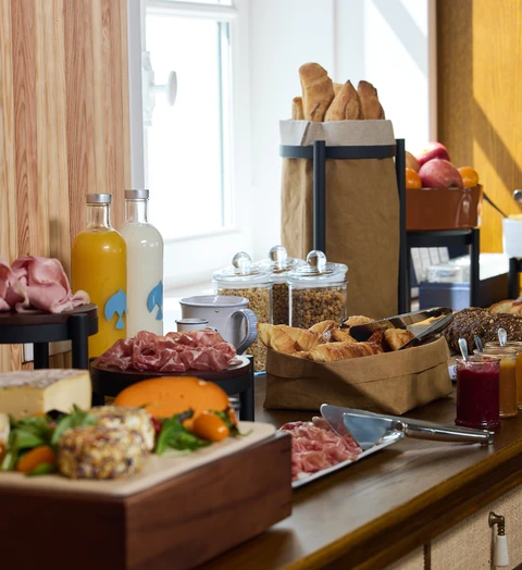 THE MISSION Hotel & Spa - Breakfast