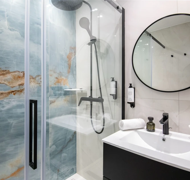Hôtel Alba Nice - Chambres Confortables à Nice