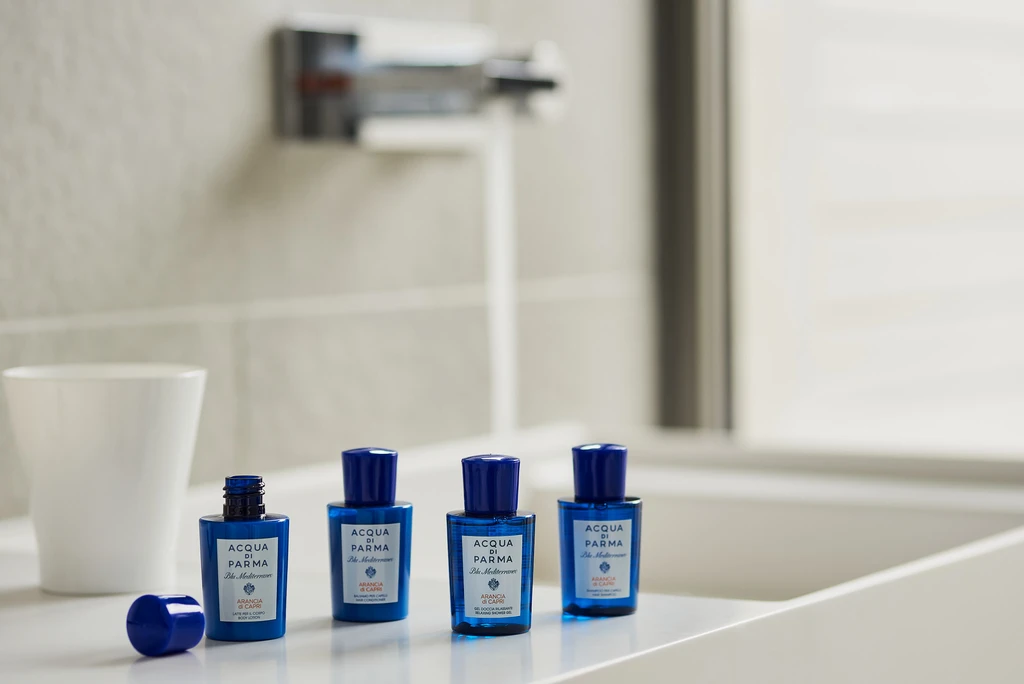 Comodidades por Acqua di Parma ©Anthony Lanneretonne