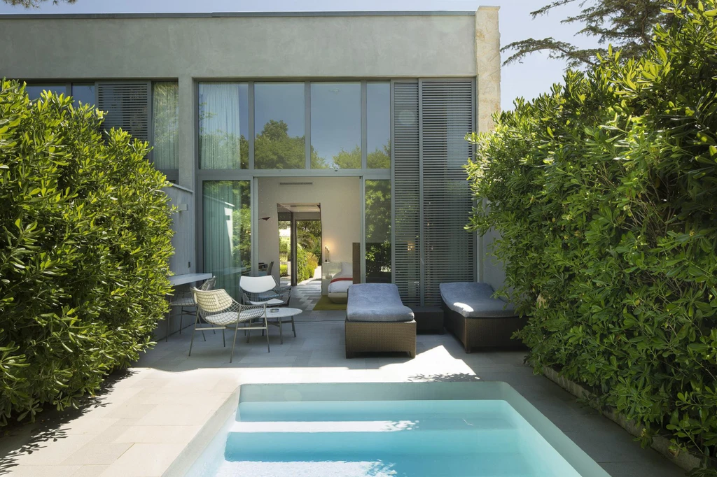 Cocoon com piscina de mergulho ©Christophe Bielsa