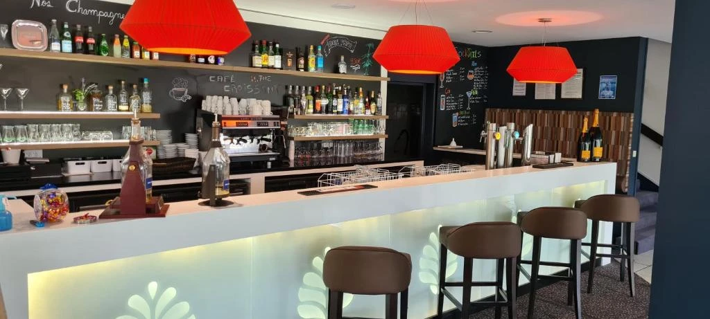 Bar - Elema Hotels Beauvais