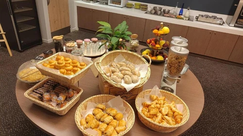 Petit dejeuner - Elema Hotels Beauvais