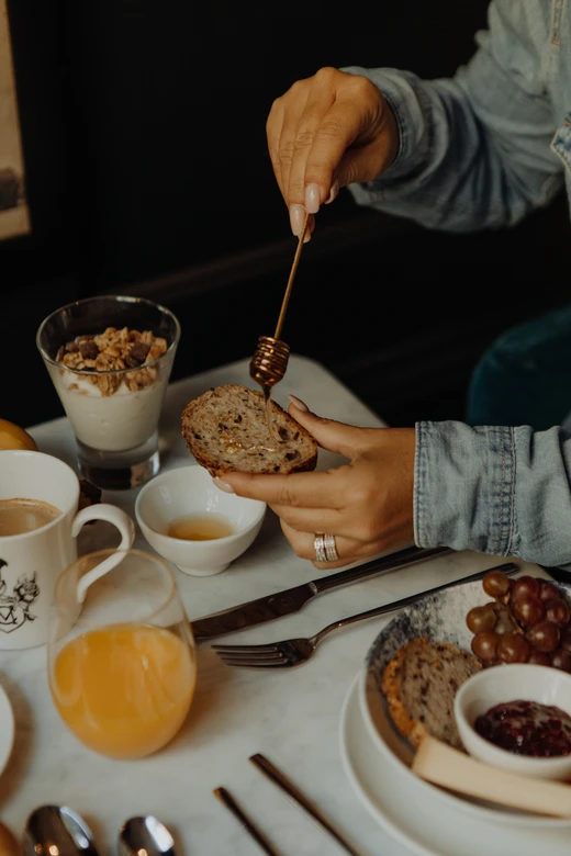Monte Cristo Hotel Paris - Gourmet Breakfast