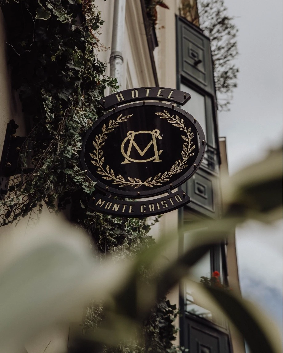 Monte Cristo Hotel Paris 5 - Ideal location in Paris