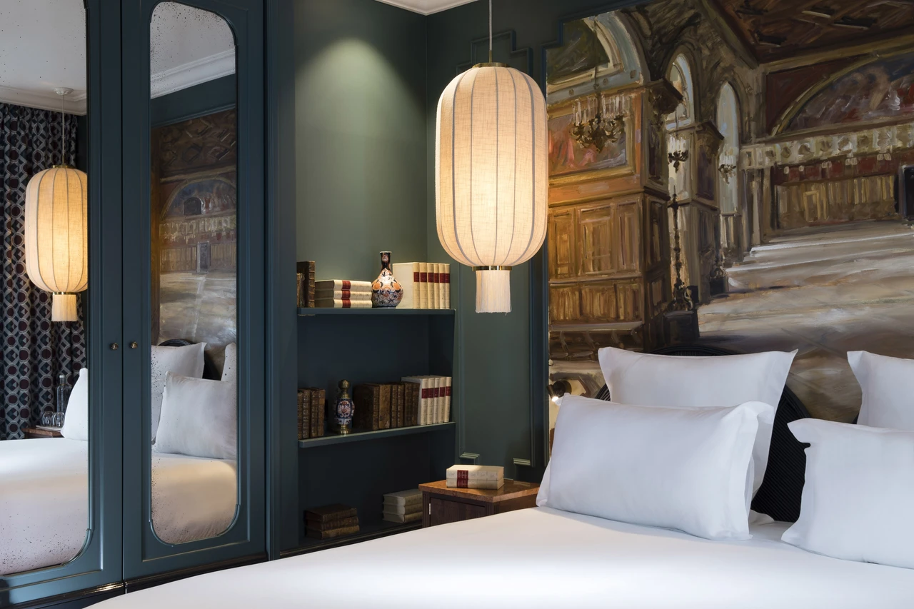 Monte Cristo Paris - Superior Room - 5-star Hotel