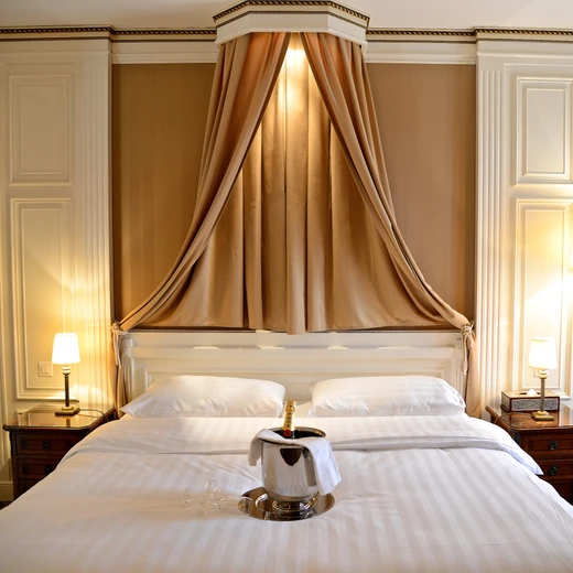 Hôtel Carlton Lausanne - room