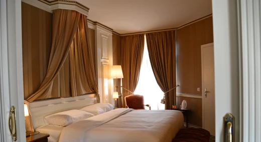Hôtel Carlton Lausanne - room