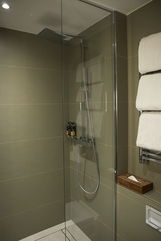 Salle de Bain - Hotel du Danube