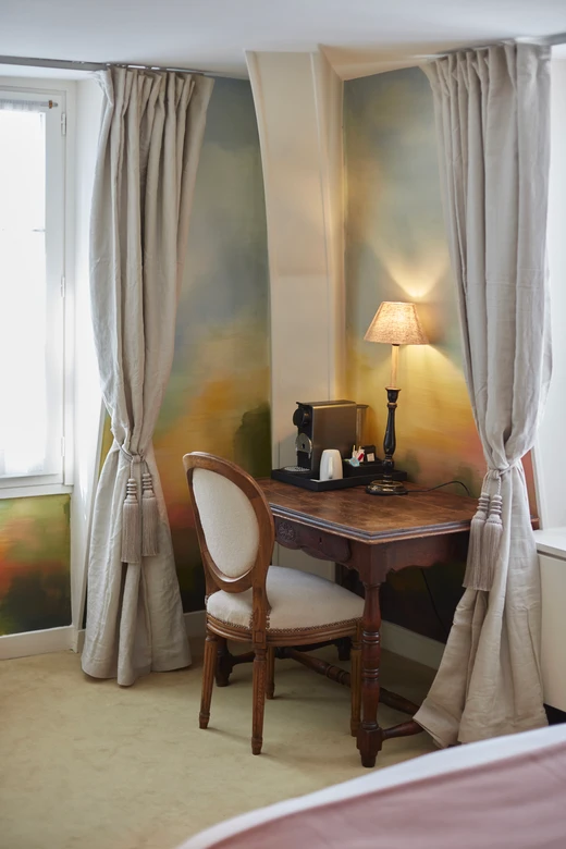 Chambre 24 -Edouard Wolton - Hotel du Danube
