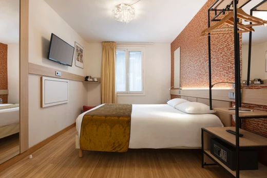 Hôtel Hor Les Lumières - Room