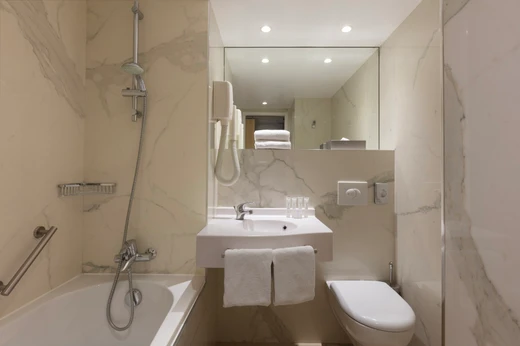 Hôtel Hor Les Lumières - Room