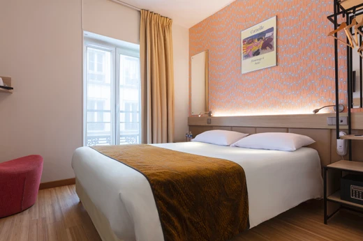 Hôtel Hor Les Lumières - Room