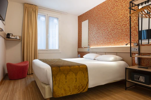 Hôtel Hor Les Lumières - Room
