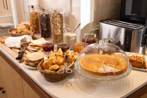 Almarine Eiffel Hôtel & Spa by Malone