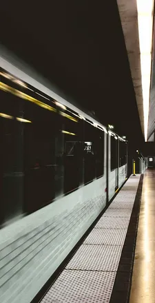 Hotel Helussi  - train