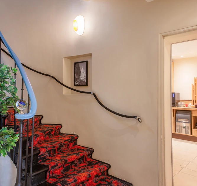 Hôtel Helussi - hotel