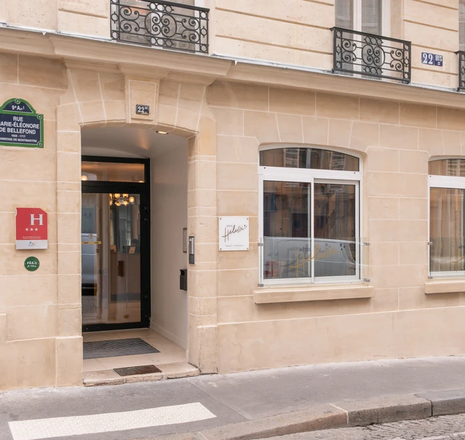 Hôtel Helussi - Hotel