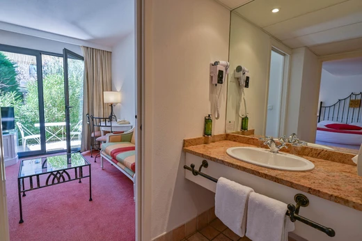 Grand Hotel Avignone - Camere & Suite