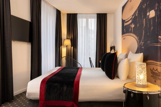Hôtel du Triangle d'Or - Comfortable rooms in Paris
