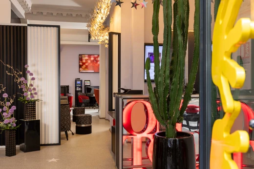 Hotel Triangle d'Or - Personalized Welcome - 4-Star Hotel Paris