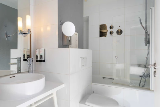 Hôtel du Triangle d'Or - Comfortable rooms in Paris