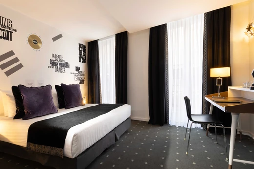 Hôtel du Triangle d'Or - Comfortable rooms in Paris