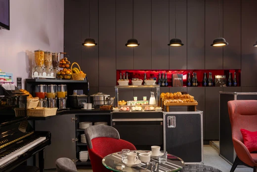 Hotel du Triangle d'Or - Breakfast Paris Madeleine