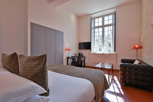 Hotel Le Cloître Saint Louis - Camere confortevoli ad Avignone