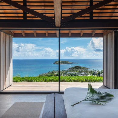 The Manoir Voltaire - Rooms overlooking Marigot Bay