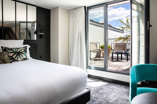 chambre hotel avec balcon paris - LAZ' hotel spa urbain