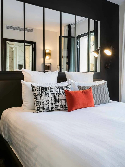 Chambre double avec balcon au LAZ hotel spa urbain