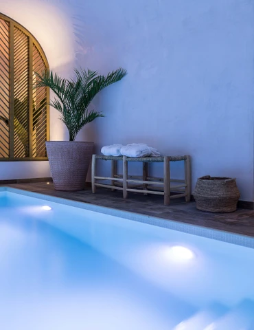 LAZ’ Hotel Spa Urbain - piscine