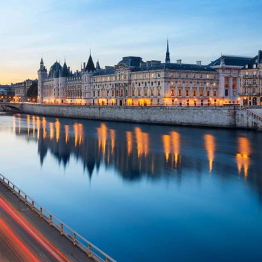Eiffel Yard Hôtel - Les Quais de Seine