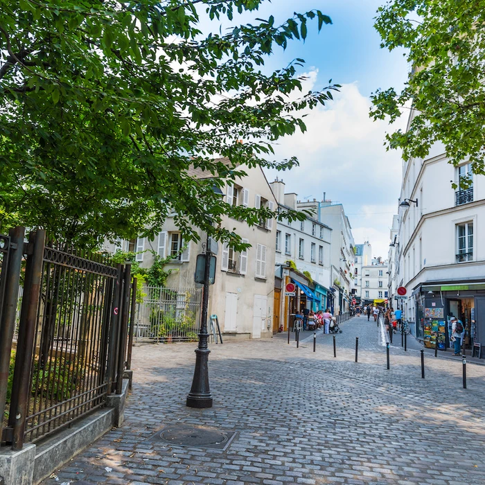 La Place des Abbesses