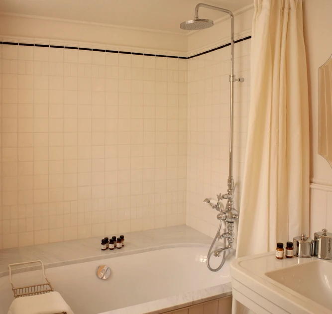 Château Voltaire - Chambres & Suites