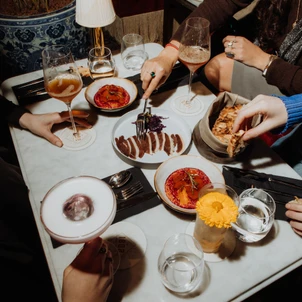 Ultimate Content - Client - Bar 1802, Paris