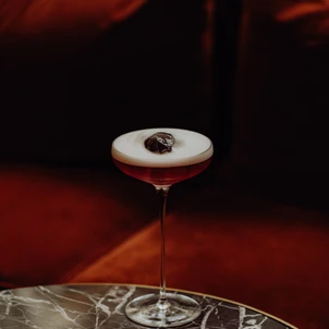 Ultimate Content - Client - Bar 1802, Paris