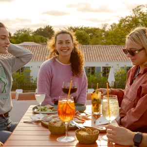 Ultimate Content - Client - La Mission Saint Sauveur, Ile D'Yeu