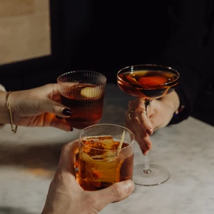 Ultimate Content - Client - Bar 1802, Paris