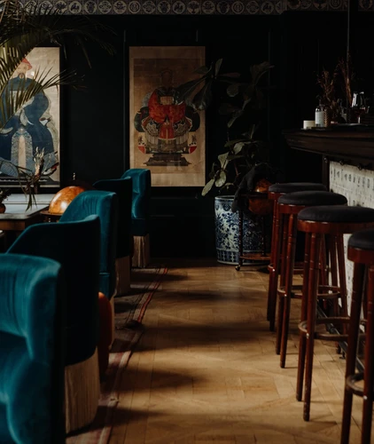 Ultimate Content - Client - Bar 1802, Paris