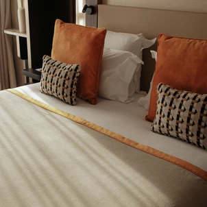 Ultimate Content - Client - Hotel Barnett Paris