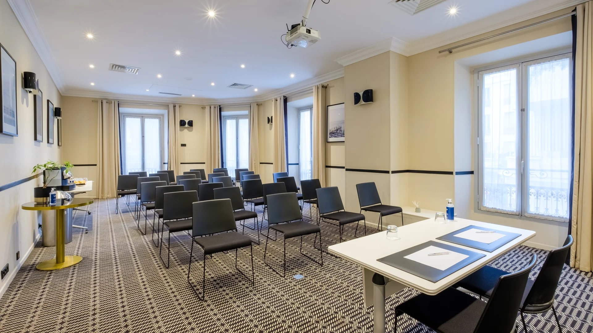 Hôtel Le Roosevelt - Salle de réunion