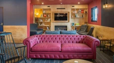 Eklo Hotels - Lille - Groups & Privatizations - Library