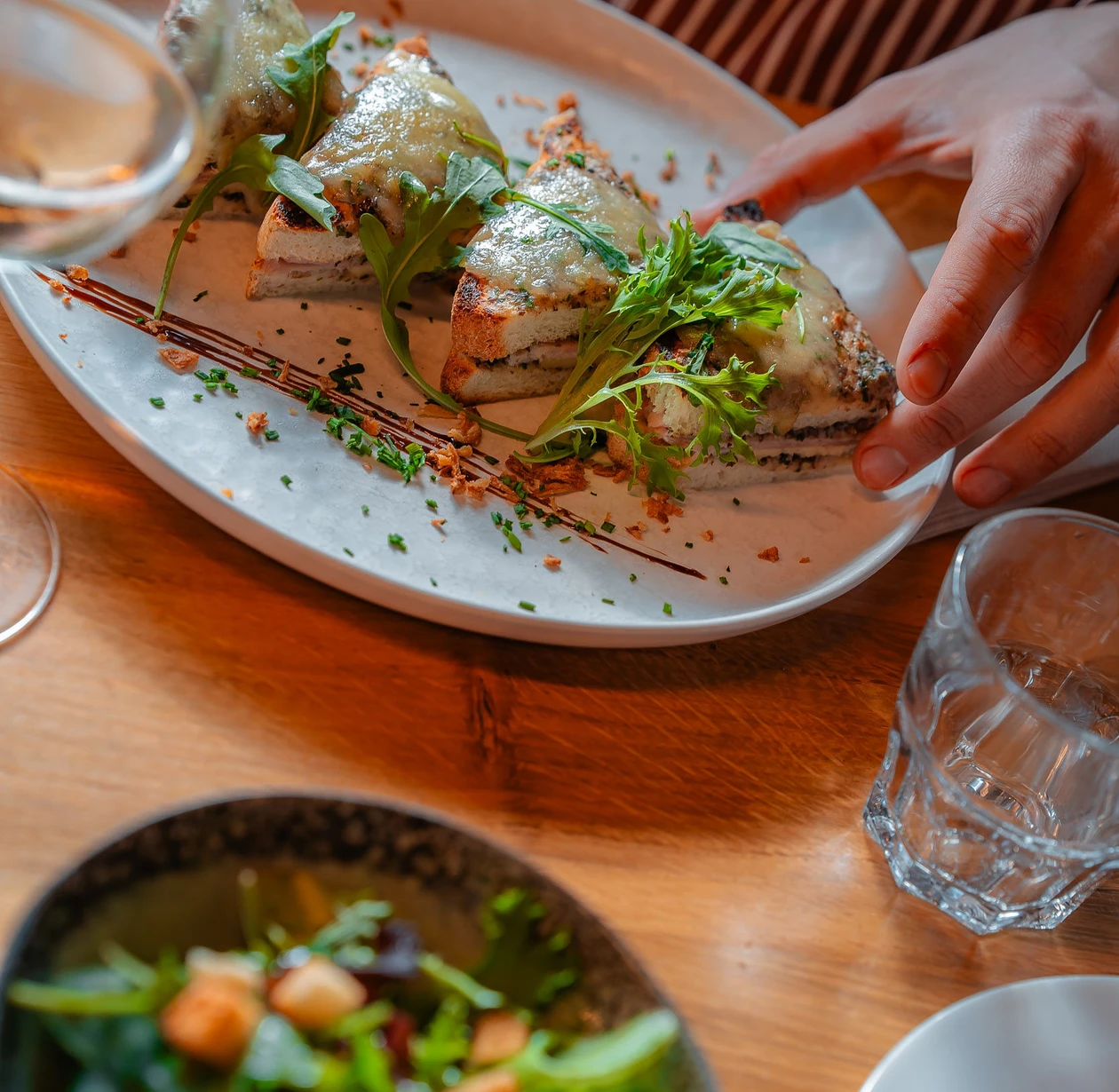 Eklo Hotels - Roissy - Destination - Boire & manger