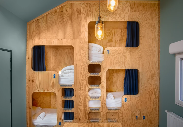 Eklo Hotels - Sleep - Men's Dormitory