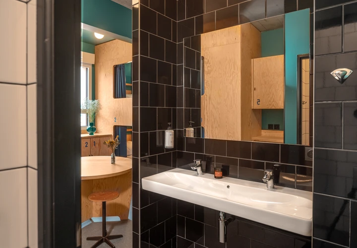 Eklo Hotels - Montpellier - Sleep - Private Dormitory