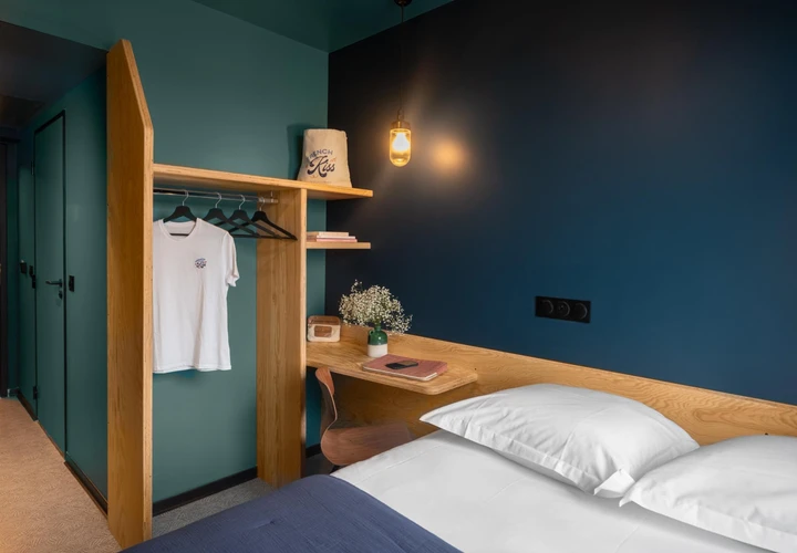 Eklo Hotels - Sleep - The Compact